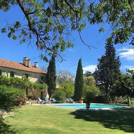 Neuf 1752 Bed & Breakfast Arles