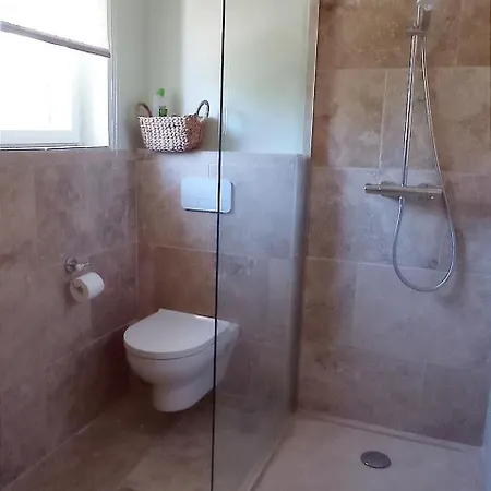 Neuf 1752 Bed & Breakfast *