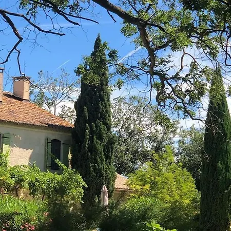 Neuf 1752 Bed & Breakfast