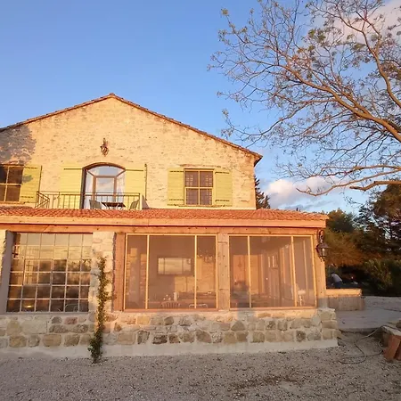 Bed & Breakfast Neuf 1752 *