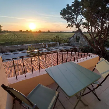 Bed & Breakfast Neuf 1752 Arles